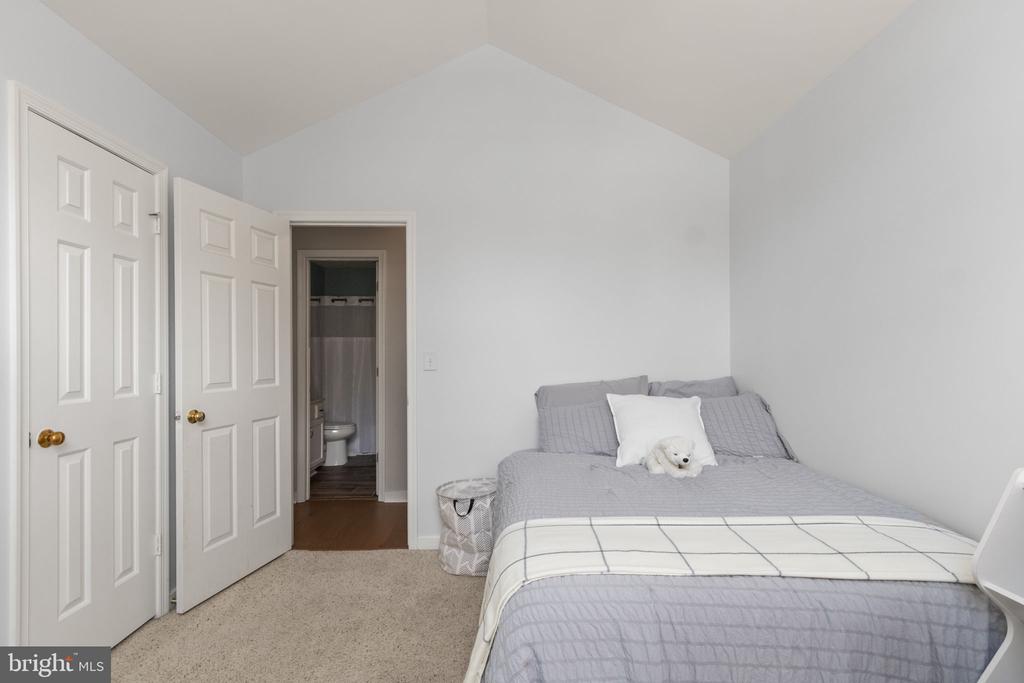 12005 ARBOR GLEN DR, FREDERICKSBURG, Virginia 22407, 5 Bedrooms Bedrooms, ,3 BathroomsBathrooms,Residential,12005 ARBOR GLEN DR,VASP2040372 MLS # VASP2040372 12005 ARBOR GLEN DR, FREDERICKSBURG, Virginia 22407, 5 Bedrooms Bedrooms, ,3 BathroomsBathrooms,Residential,12005 ARBOR GLEN DR,VASP2040372 MLS # VASP2040372