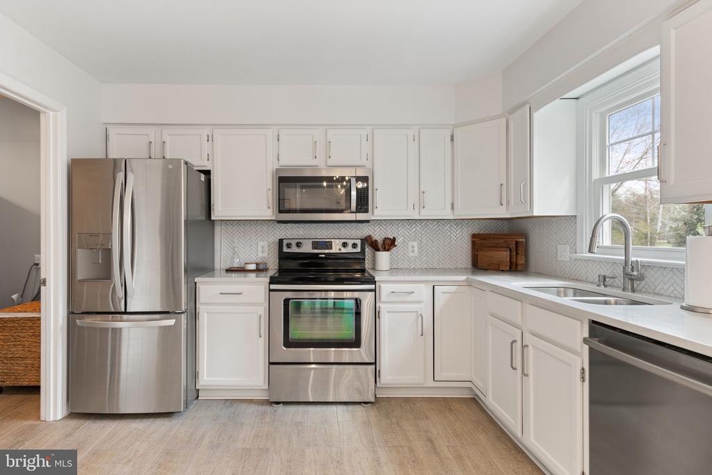 12005 ARBOR GLEN DR, FREDERICKSBURG, Virginia 22407, 5 Bedrooms Bedrooms, ,3 BathroomsBathrooms,Residential,12005 ARBOR GLEN DR,VASP2040372 MLS # VASP2040372 12005 ARBOR GLEN DR, FREDERICKSBURG, Virginia 22407, 5 Bedrooms Bedrooms, ,3 BathroomsBathrooms,Residential,12005 ARBOR GLEN DR,VASP2040372 MLS # VASP2040372