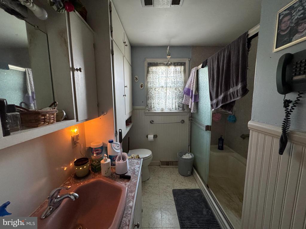 5424 N SEMINOLE TRL, BRIGHTWOOD, Virginia 22715, 3 Bedrooms Bedrooms, ,1 BathroomBathrooms,Residential,5424 N SEMINOLE TRL,VAMA2002660 MLS # VAMA2002660