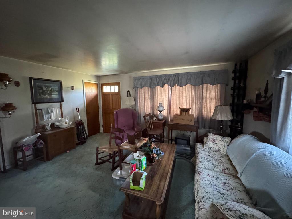 5424 N SEMINOLE TRL, BRIGHTWOOD, Virginia 22715, 3 Bedrooms Bedrooms, ,1 BathroomBathrooms,Residential,5424 N SEMINOLE TRL,VAMA2002660 MLS # VAMA2002660