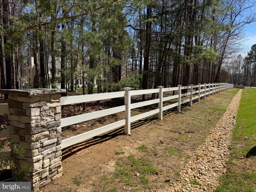 12001 HONOR BRIDGE FARM DR, SPOTSYLVANIA, Virginia 22551, 7 Bedrooms Bedrooms, ,5 BathroomsBathrooms,Residential,12001 HONOR BRIDGE FARM DR,VASP2040442 MLS # VASP2040442