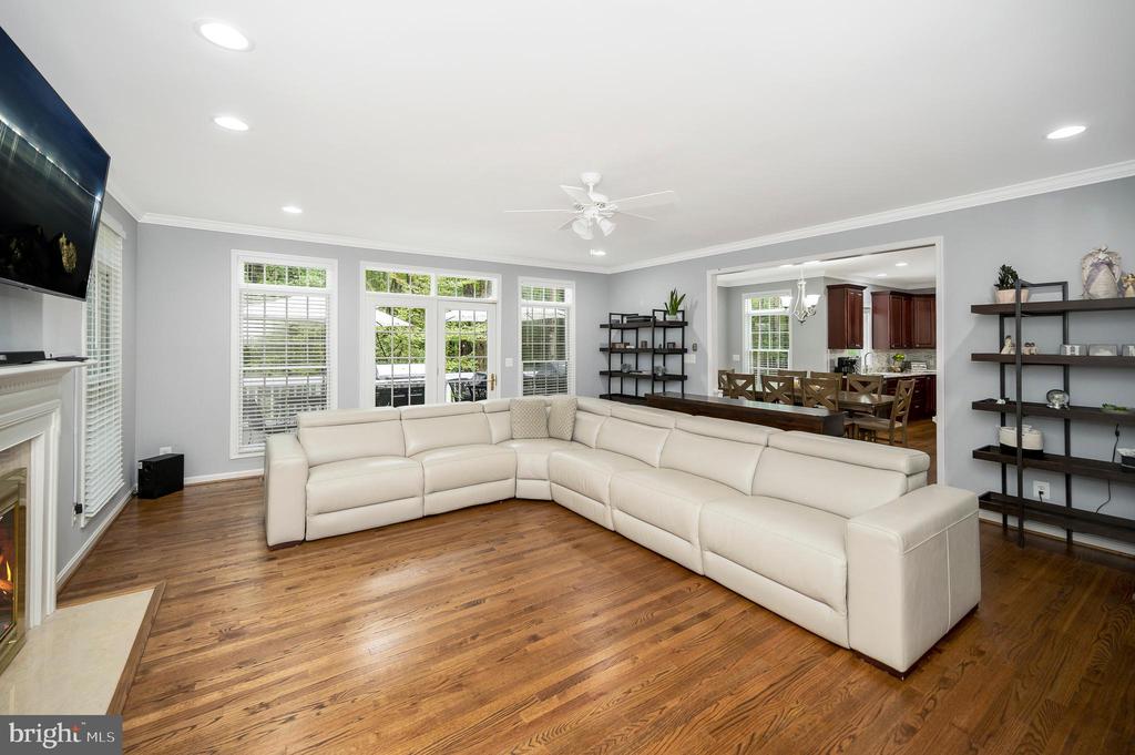 12001 HONOR BRIDGE FARM DR, SPOTSYLVANIA, Virginia 22551, 7 Bedrooms Bedrooms, ,5 BathroomsBathrooms,Residential,12001 HONOR BRIDGE FARM DR,VASP2040442 MLS # VASP2040442