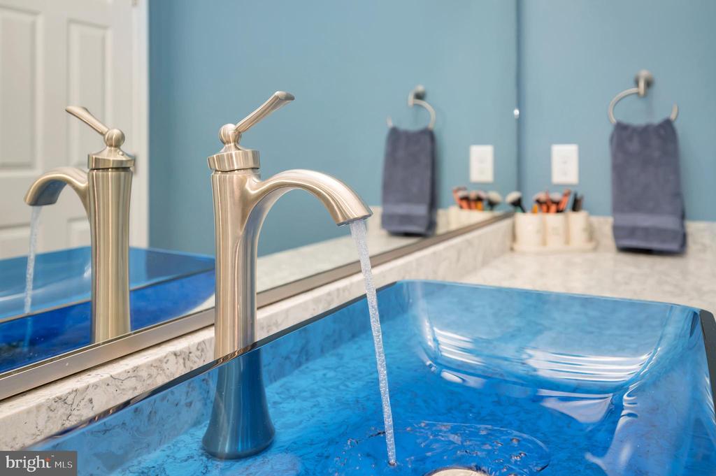 12001 HONOR BRIDGE FARM DR, SPOTSYLVANIA, Virginia 22551, 7 Bedrooms Bedrooms, ,5 BathroomsBathrooms,Residential,12001 HONOR BRIDGE FARM DR,VASP2040442 MLS # VASP2040442