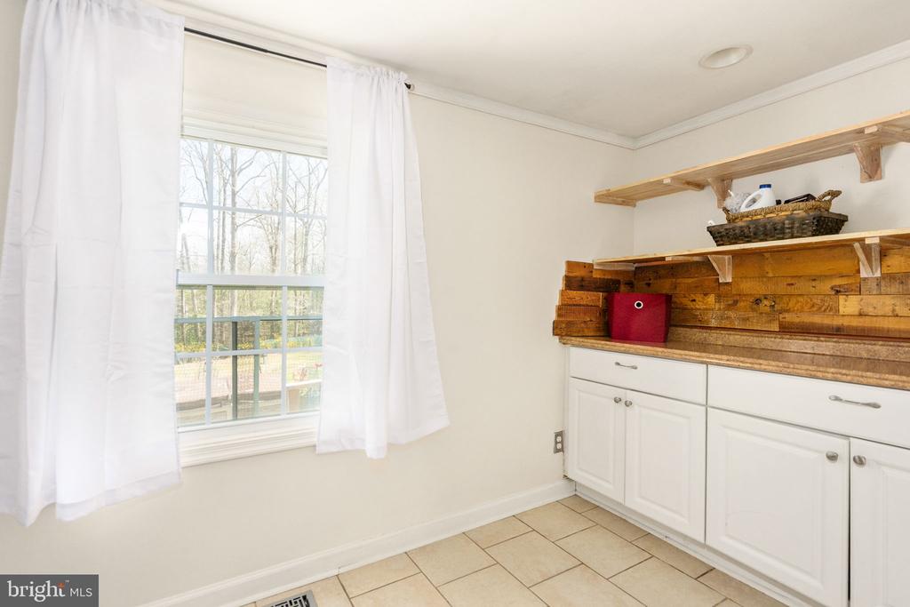 8029 FLIPPO DR, FREDERICKSBURG, Virginia 22408, 3 Bedrooms Bedrooms, ,2 BathroomsBathrooms,Residential,8029 FLIPPO DR,VASP2040436 MLS # VASP2040436 8029 FLIPPO DR, FREDERICKSBURG, Virginia 22408, 3 Bedrooms Bedrooms, ,2 BathroomsBathrooms,Residential,8029 FLIPPO DR,VASP2040436 MLS # VASP2040436