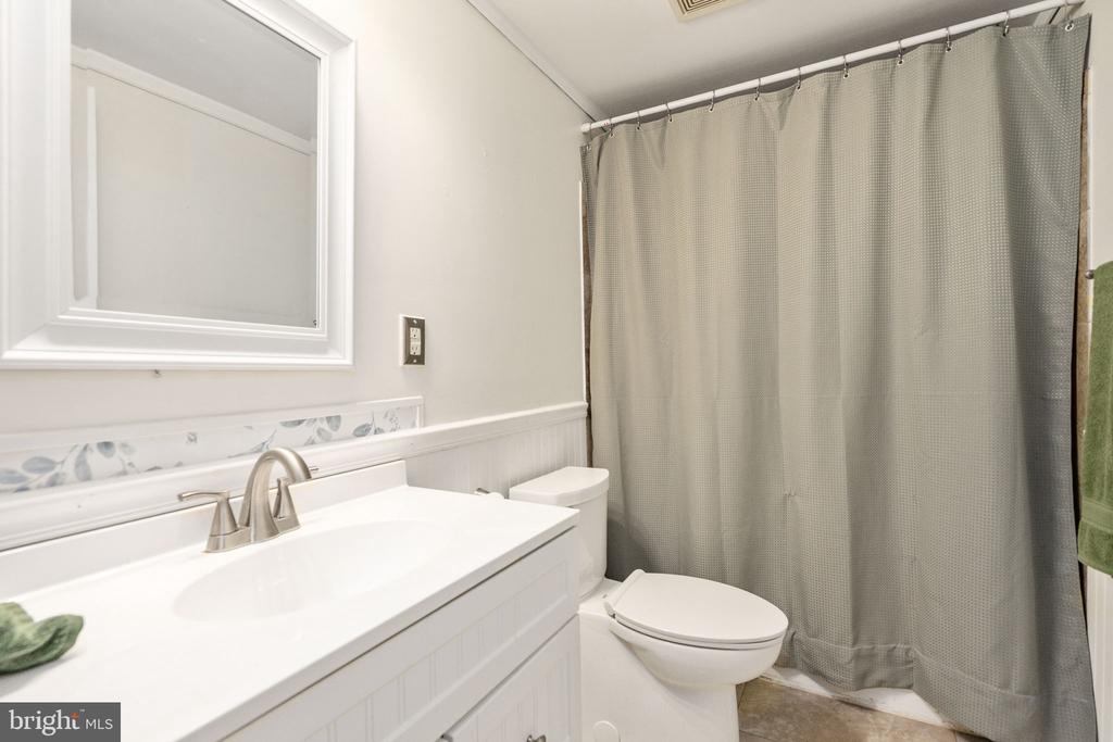 8029 FLIPPO DR, FREDERICKSBURG, Virginia 22408, 3 Bedrooms Bedrooms, ,2 BathroomsBathrooms,Residential,8029 FLIPPO DR,VASP2040436 MLS # VASP2040436 8029 FLIPPO DR, FREDERICKSBURG, Virginia 22408, 3 Bedrooms Bedrooms, ,2 BathroomsBathrooms,Residential,8029 FLIPPO DR,VASP2040436 MLS # VASP2040436