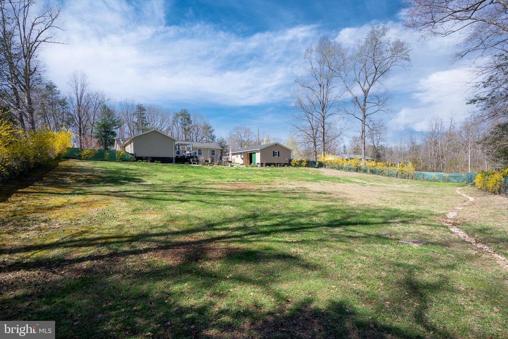 8029 FLIPPO DR, FREDERICKSBURG, Virginia 22408, 3 Bedrooms Bedrooms, ,2 BathroomsBathrooms,Residential,8029 FLIPPO DR,VASP2040436 MLS # VASP2040436 8029 FLIPPO DR, FREDERICKSBURG, Virginia 22408, 3 Bedrooms Bedrooms, ,2 BathroomsBathrooms,Residential,8029 FLIPPO DR,VASP2040436 MLS # VASP2040436