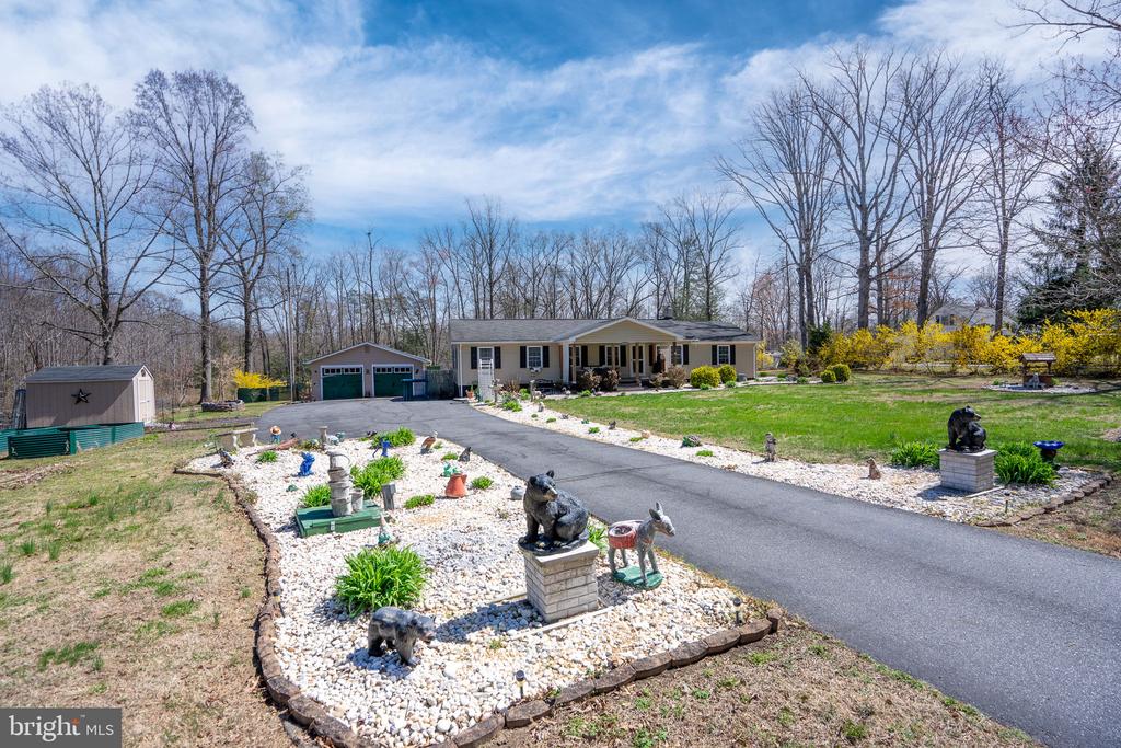 8029 FLIPPO DR, FREDERICKSBURG, Virginia 22408, 3 Bedrooms Bedrooms, ,2 BathroomsBathrooms,Residential,8029 FLIPPO DR,VASP2040436 MLS # VASP2040436 8029 FLIPPO DR, FREDERICKSBURG, Virginia 22408, 3 Bedrooms Bedrooms, ,2 BathroomsBathrooms,Residential,8029 FLIPPO DR,VASP2040436 MLS # VASP2040436