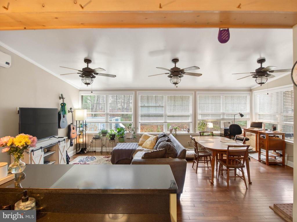 2586 W HOOVER RD, HAYWOOD, Virginia 22722, 3 Bedrooms Bedrooms, ,2 BathroomsBathrooms,Residential,2586 W HOOVER RD,VAMA2002666 MLS # VAMA2002666