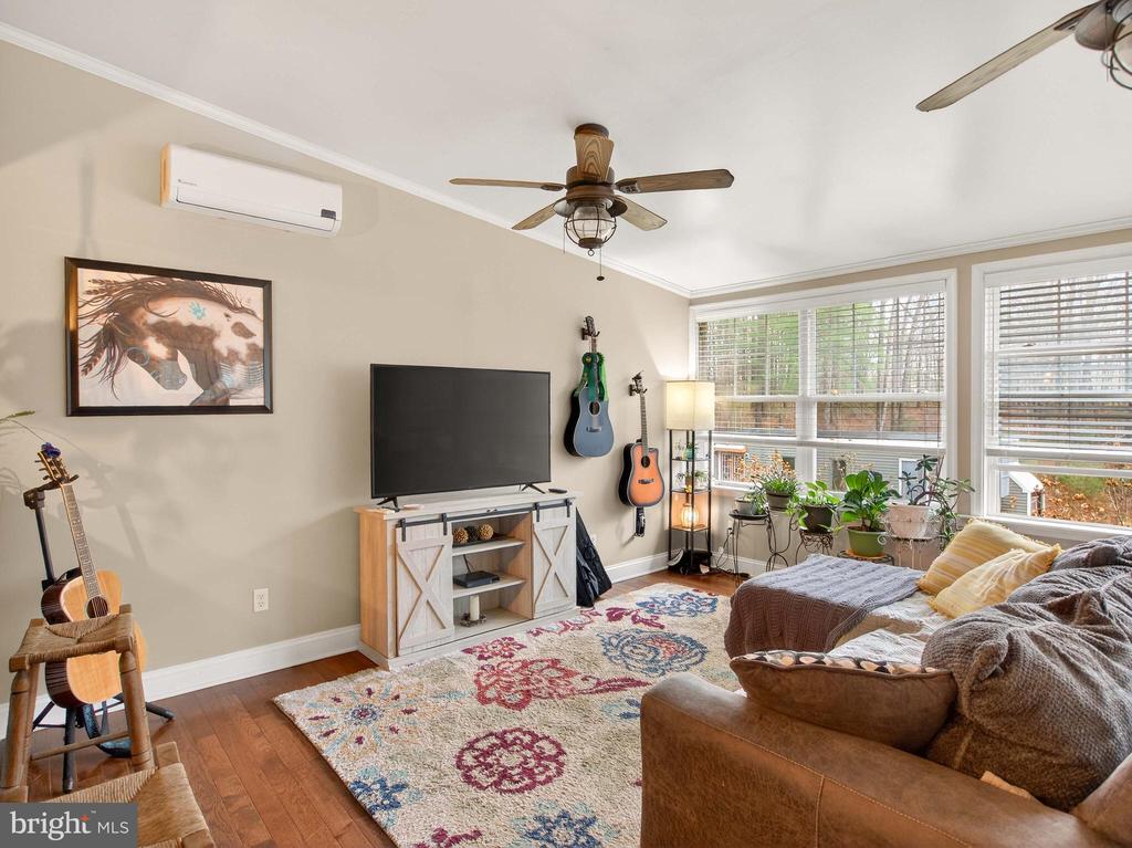 2586 W HOOVER RD, HAYWOOD, Virginia 22722, 3 Bedrooms Bedrooms, ,2 BathroomsBathrooms,Residential,2586 W HOOVER RD,VAMA2002666 MLS # VAMA2002666