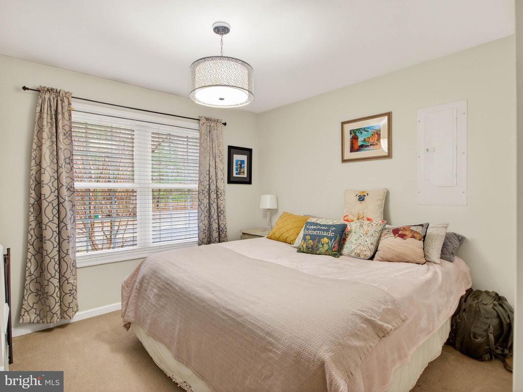 2586 W HOOVER RD, HAYWOOD, Virginia 22722, 3 Bedrooms Bedrooms, ,2 BathroomsBathrooms,Residential,2586 W HOOVER RD,VAMA2002666 MLS # VAMA2002666