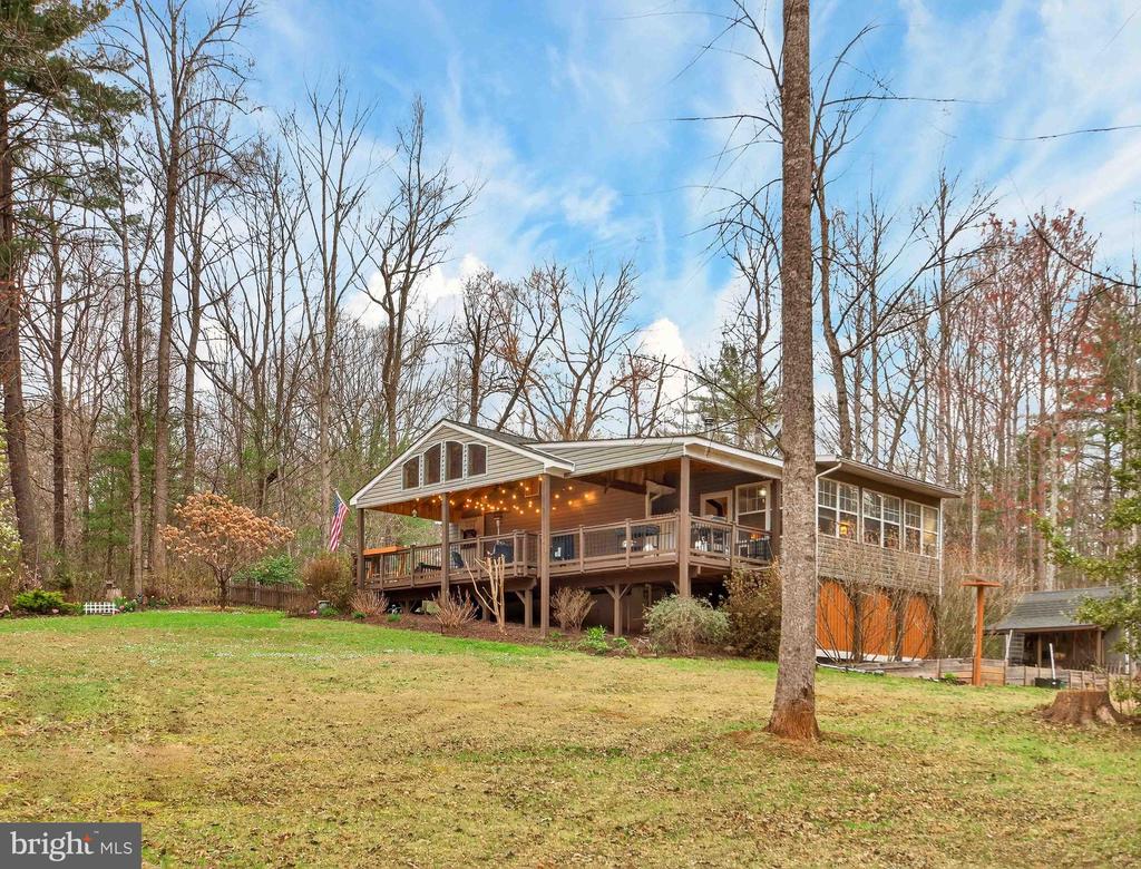 2586 W HOOVER RD, HAYWOOD, Virginia 22722, 3 Bedrooms Bedrooms, ,2 BathroomsBathrooms,Residential,2586 W HOOVER RD,VAMA2002666 MLS # VAMA2002666