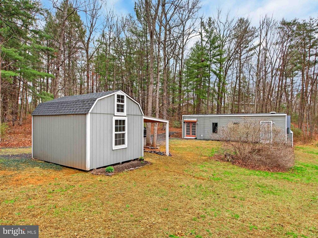 2586 W HOOVER RD, HAYWOOD, Virginia 22722, 3 Bedrooms Bedrooms, ,2 BathroomsBathrooms,Residential,2586 W HOOVER RD,VAMA2002666 MLS # VAMA2002666