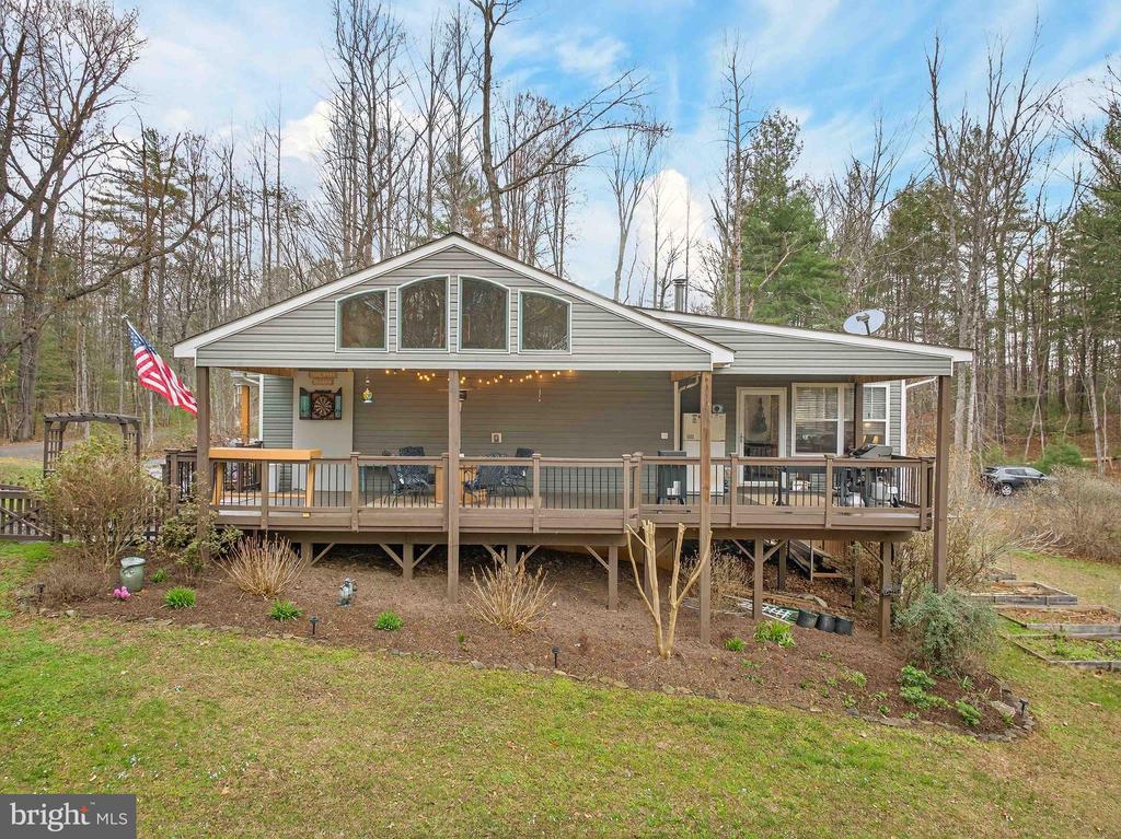 2586 W HOOVER RD, HAYWOOD, Virginia 22722, 3 Bedrooms Bedrooms, ,2 BathroomsBathrooms,Residential,2586 W HOOVER RD,VAMA2002666 MLS # VAMA2002666