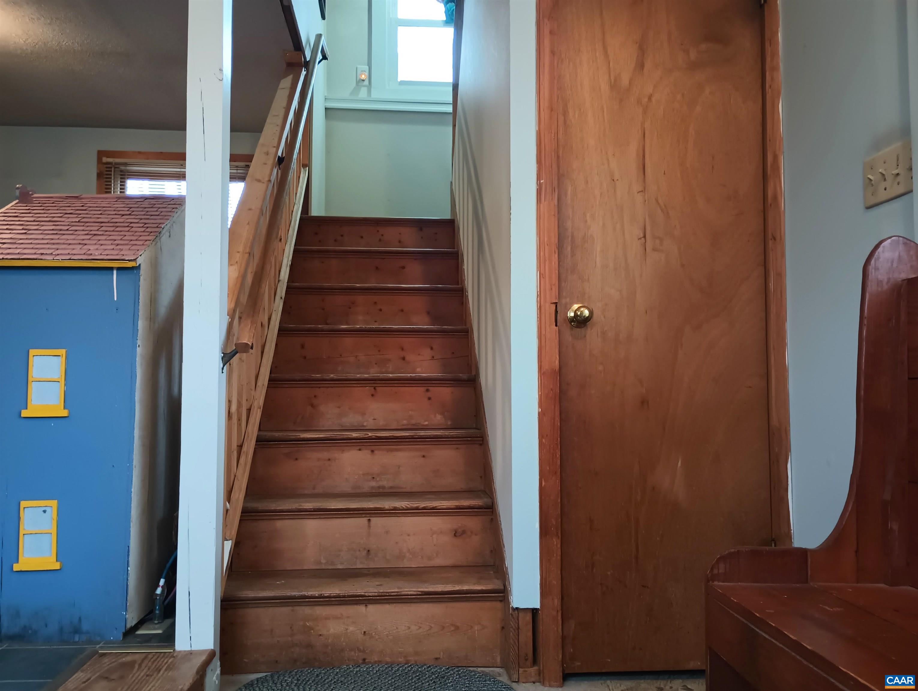 3901 MIDLAND RD, WINGINA, Virginia 24599, 2 Bedrooms Bedrooms, ,1 BathroomBathrooms,Residential,3901 MIDLAND RD,673762 MLS # 673762