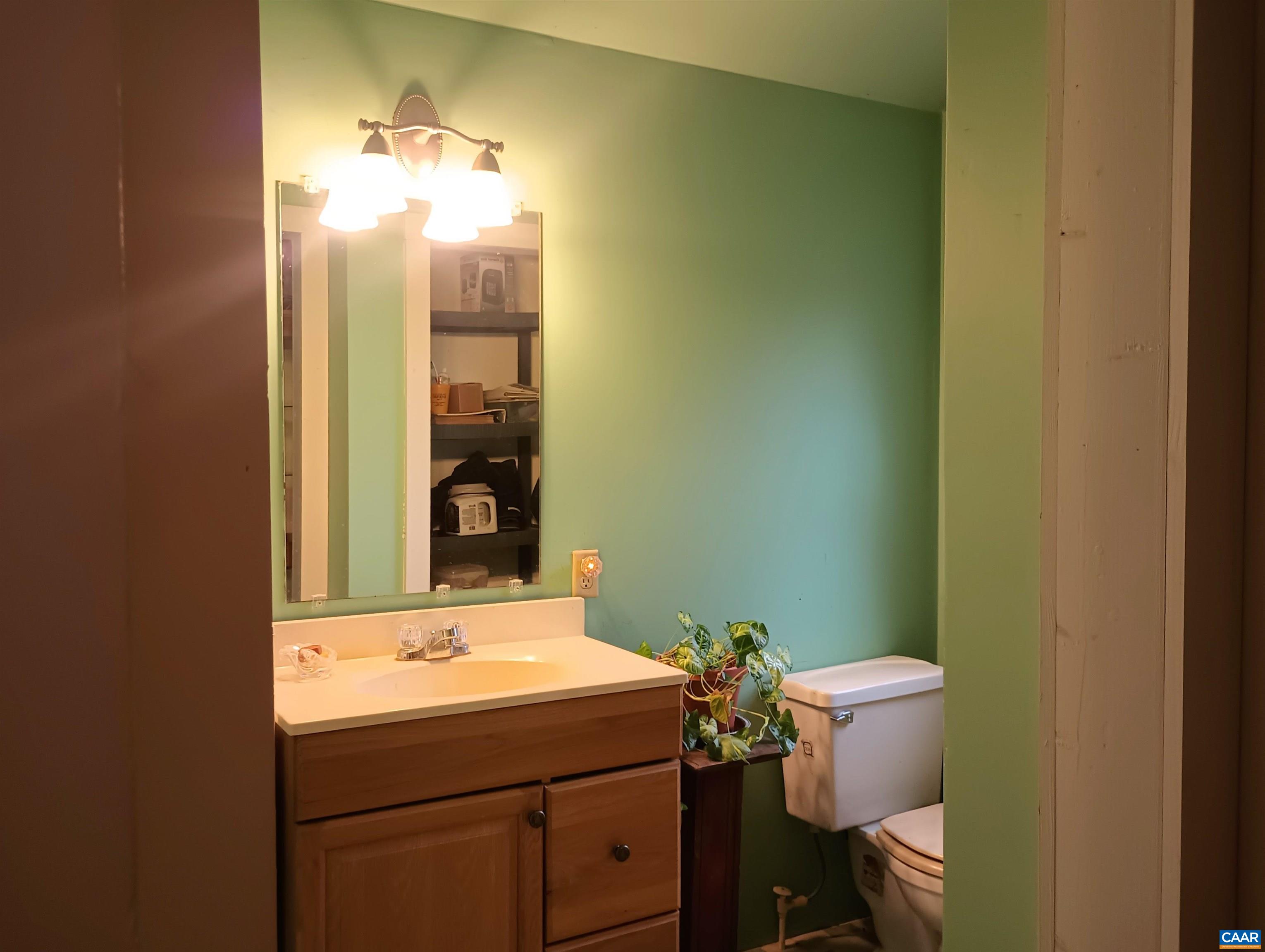 3901 MIDLAND RD, WINGINA, Virginia 24599, 2 Bedrooms Bedrooms, ,1 BathroomBathrooms,Residential,3901 MIDLAND RD,673762 MLS # 673762