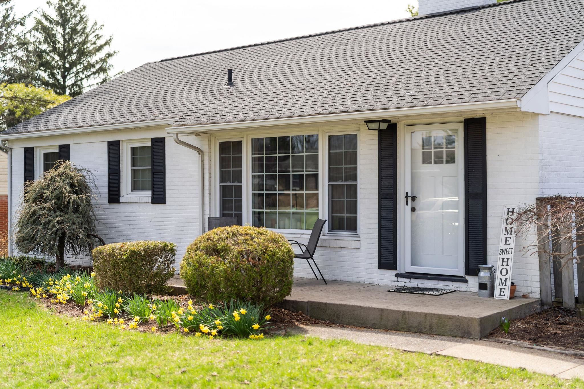 85 SHARON ST, HARRISONBURG, Virginia 22801, 3 Bedrooms Bedrooms, ,1 BathroomBathrooms,Residential,85 SHARON ST,675034 MLS # 675034