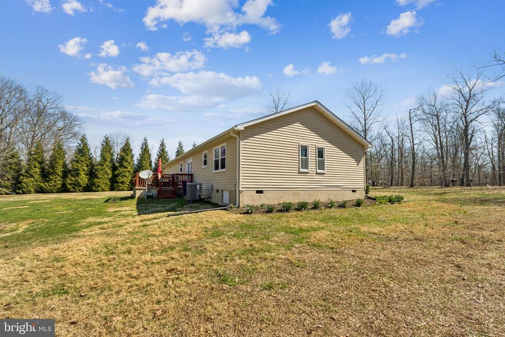 8174 BLACK WALNUT RUN RD, RHOADESVILLE, Virginia 22542, 3 Bedrooms Bedrooms, ,2 BathroomsBathrooms,Residential,8174 BLACK WALNUT RUN RD,VAOR2013636 MLS # VAOR2013636