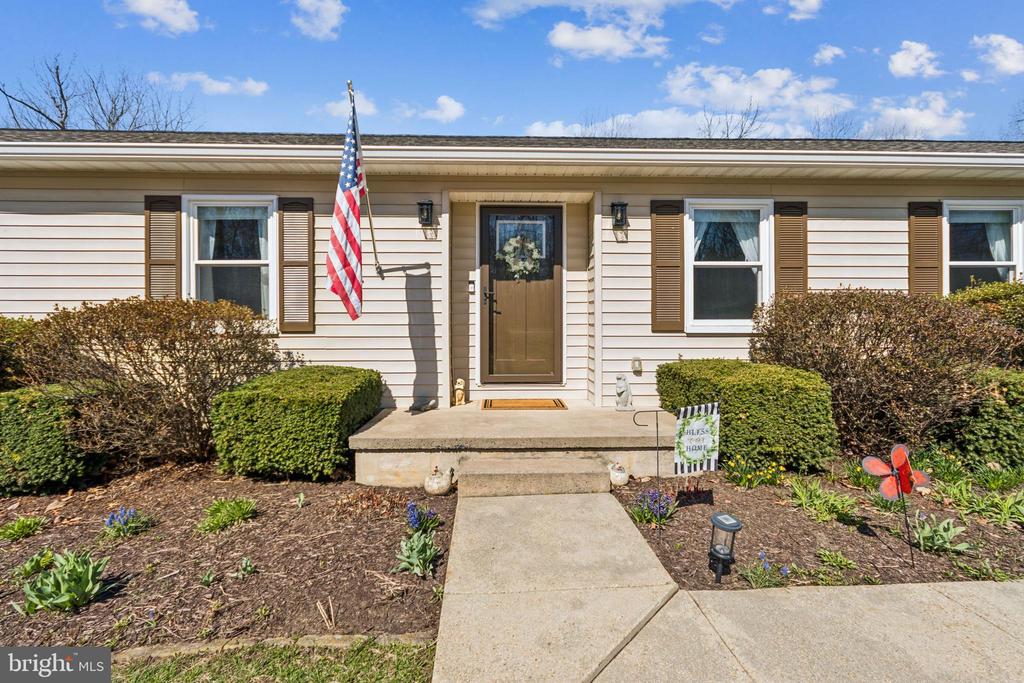 8174 BLACK WALNUT RUN RD, RHOADESVILLE, Virginia 22542, 3 Bedrooms Bedrooms, ,2 BathroomsBathrooms,Residential,8174 BLACK WALNUT RUN RD,VAOR2013636 MLS # VAOR2013636