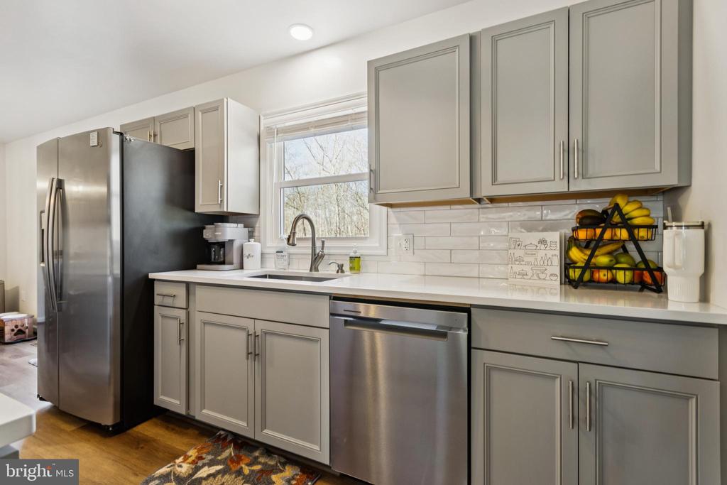 8174 BLACK WALNUT RUN RD, RHOADESVILLE, Virginia 22542, 3 Bedrooms Bedrooms, ,2 BathroomsBathrooms,Residential,8174 BLACK WALNUT RUN RD,VAOR2013636 MLS # VAOR2013636