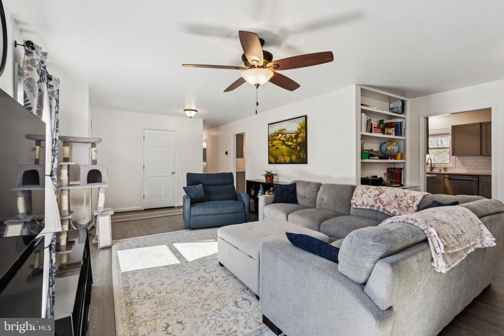 8174 BLACK WALNUT RUN RD, RHOADESVILLE, Virginia 22542, 3 Bedrooms Bedrooms, ,2 BathroomsBathrooms,Residential,8174 BLACK WALNUT RUN RD,VAOR2013636 MLS # VAOR2013636