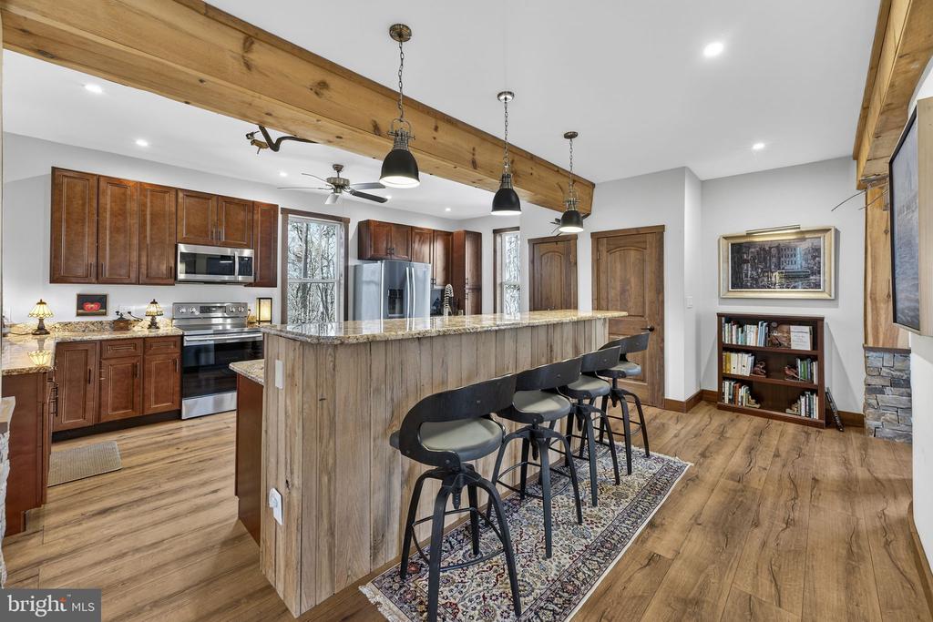 40 ANGEL KISS LN, CASTLETON, Virginia 22716, 2 Bedrooms Bedrooms, ,2 BathroomsBathrooms,Residential,40 ANGEL KISS LN,VARP2002550 MLS # VARP2002550