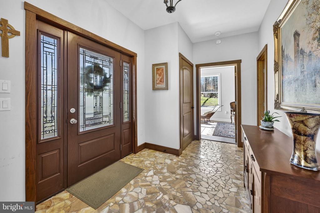 40 ANGEL KISS LN, CASTLETON, Virginia 22716, 2 Bedrooms Bedrooms, ,2 BathroomsBathrooms,Residential,40 ANGEL KISS LN,VARP2002550 MLS # VARP2002550