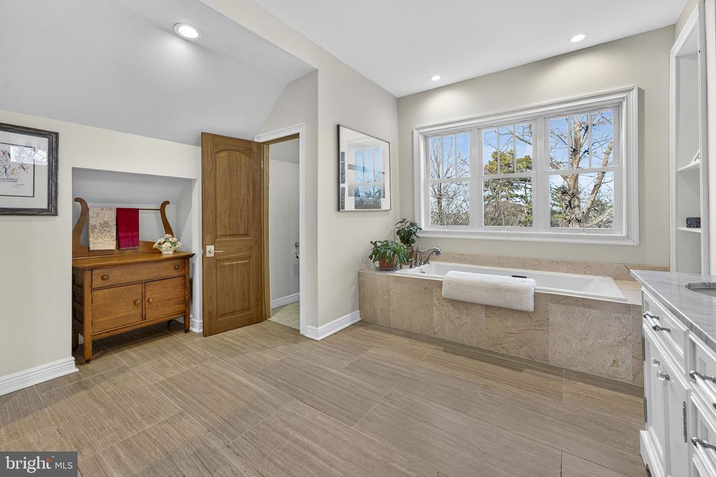 40 ANGEL KISS LN, CASTLETON, Virginia 22716, 2 Bedrooms Bedrooms, ,2 BathroomsBathrooms,Residential,40 ANGEL KISS LN,VARP2002550 MLS # VARP2002550