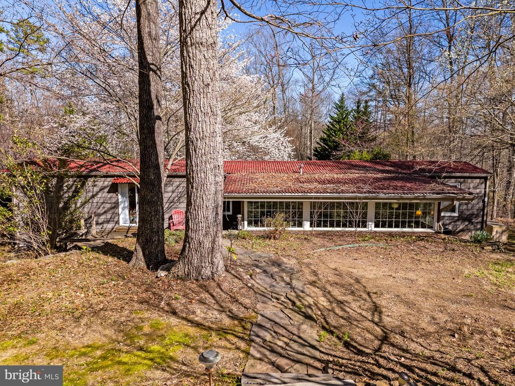 40 ANGEL KISS LN, CASTLETON, Virginia 22716, 2 Bedrooms Bedrooms, ,2 BathroomsBathrooms,Residential,40 ANGEL KISS LN,VARP2002550 MLS # VARP2002550