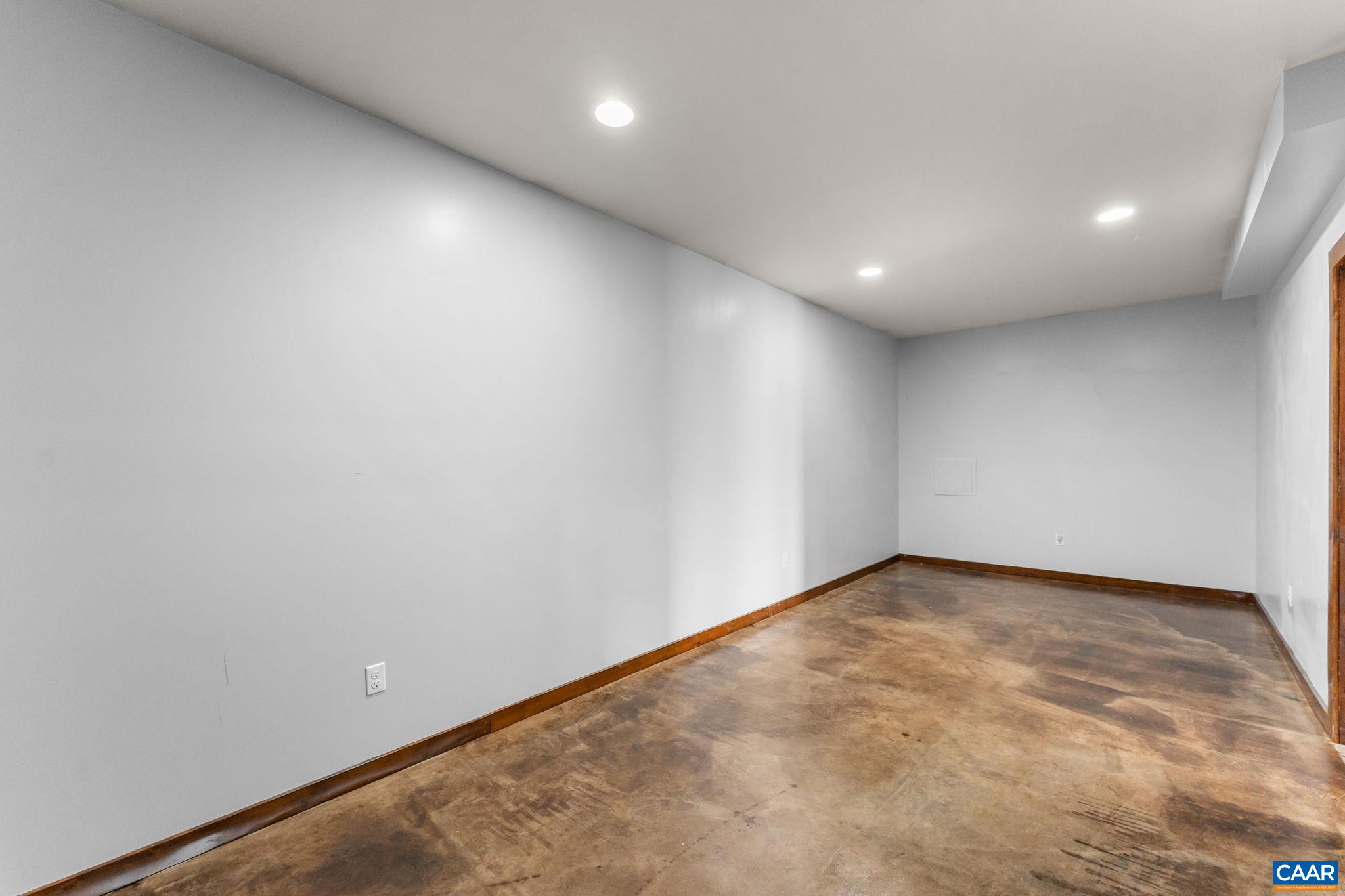 12 LONGFORD DR, RUCKERSVILLE, Virginia 22968, 4 Bedrooms Bedrooms, ,4 BathroomsBathrooms,Residential,12 LONGFORD DR,674779 MLS # 674779