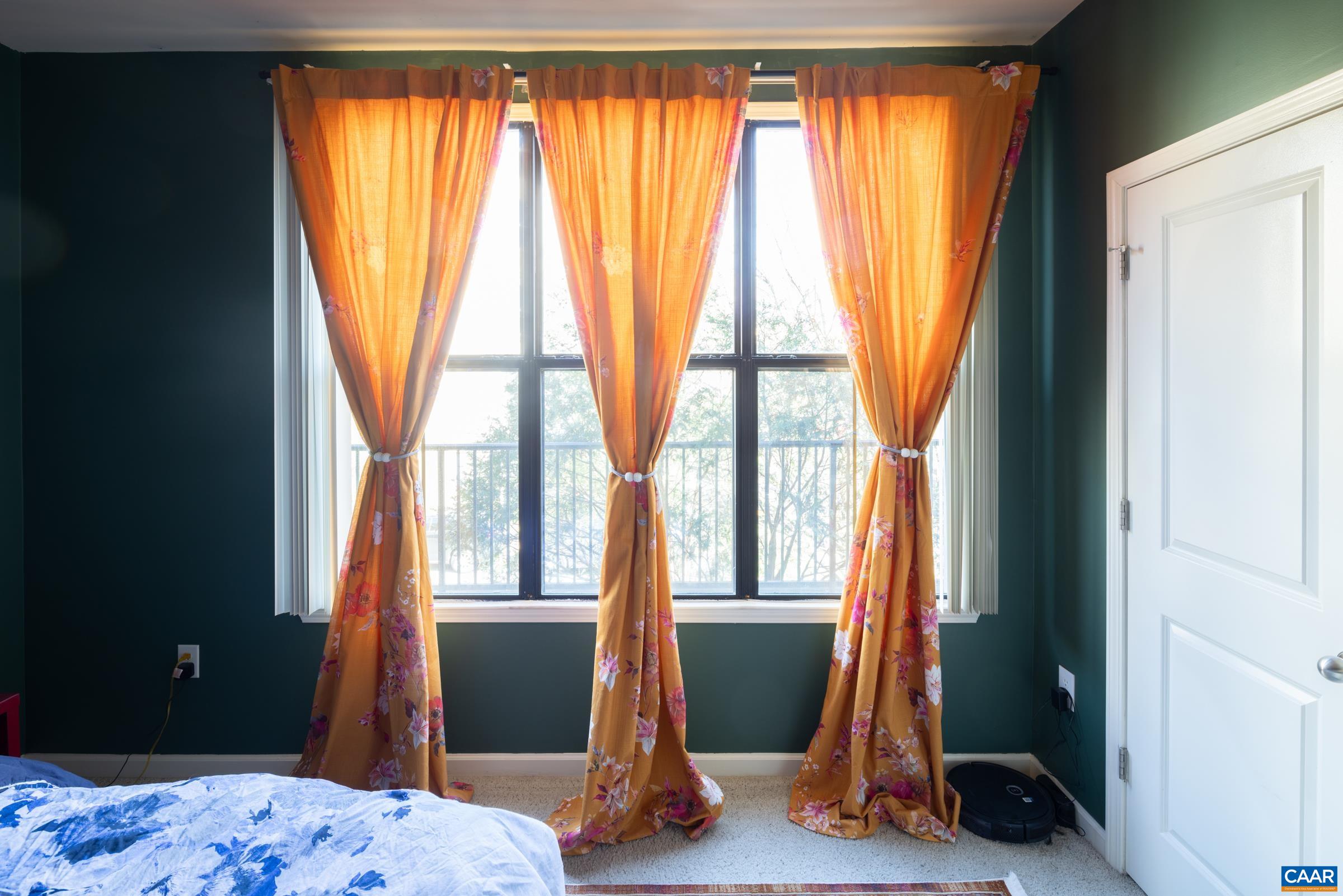 750 WALKER SQ, CHARLOTTESVILLE, Virginia 22903, 1 Bedroom Bedrooms, ,1 BathroomBathrooms,Residential,750 WALKER SQ,675031 MLS # 675031