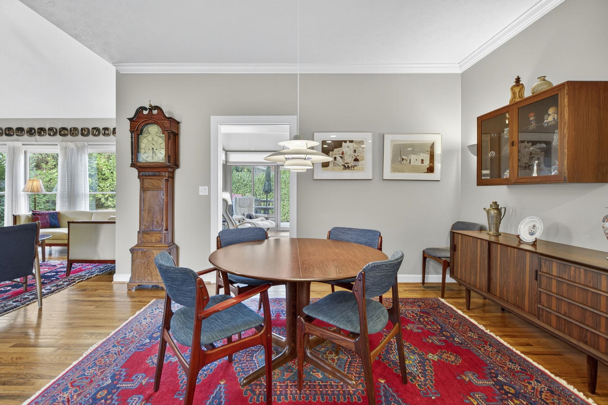 204 ROSE HILL CIR, STAUNTON, Virginia 24401, 3 Bedrooms Bedrooms, ,2 BathroomsBathrooms,Residential,204 ROSE HILL CIR,675041 MLS # 675041