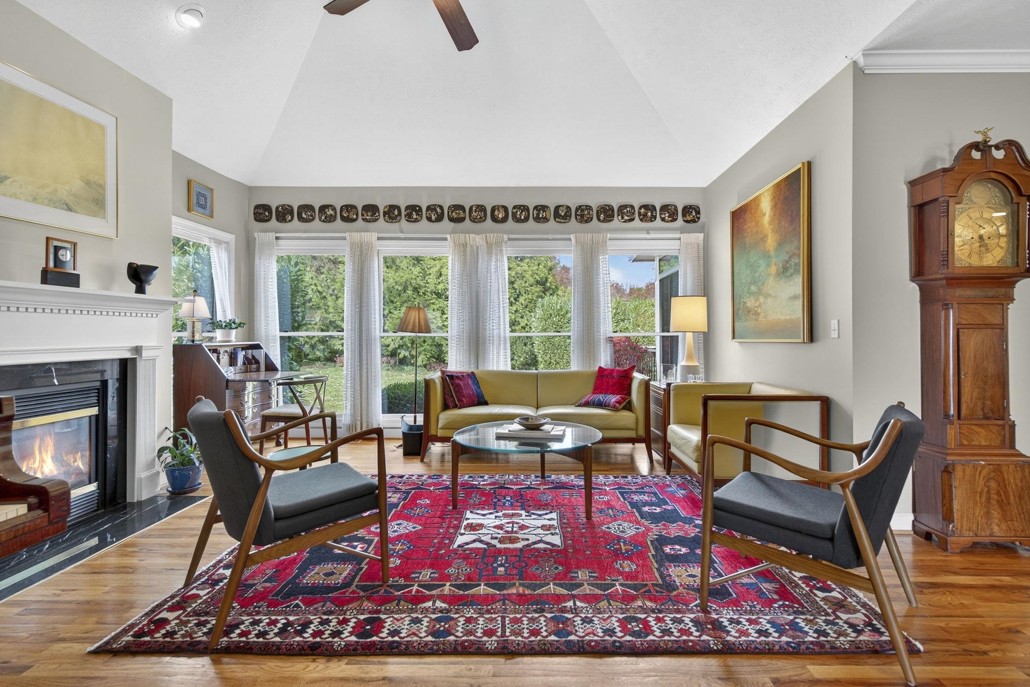 204 ROSE HILL CIR, STAUNTON, Virginia 24401, 3 Bedrooms Bedrooms, ,2 BathroomsBathrooms,Residential,204 ROSE HILL CIR,675041 MLS # 675041