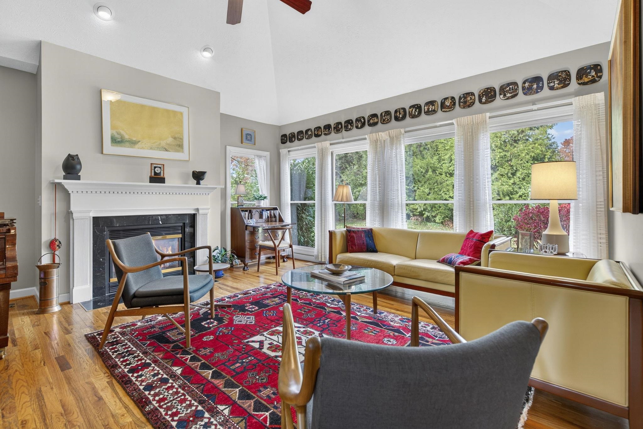 204 ROSE HILL CIR, STAUNTON, Virginia 24401, 3 Bedrooms Bedrooms, ,2 BathroomsBathrooms,Residential,204 ROSE HILL CIR,675041 MLS # 675041