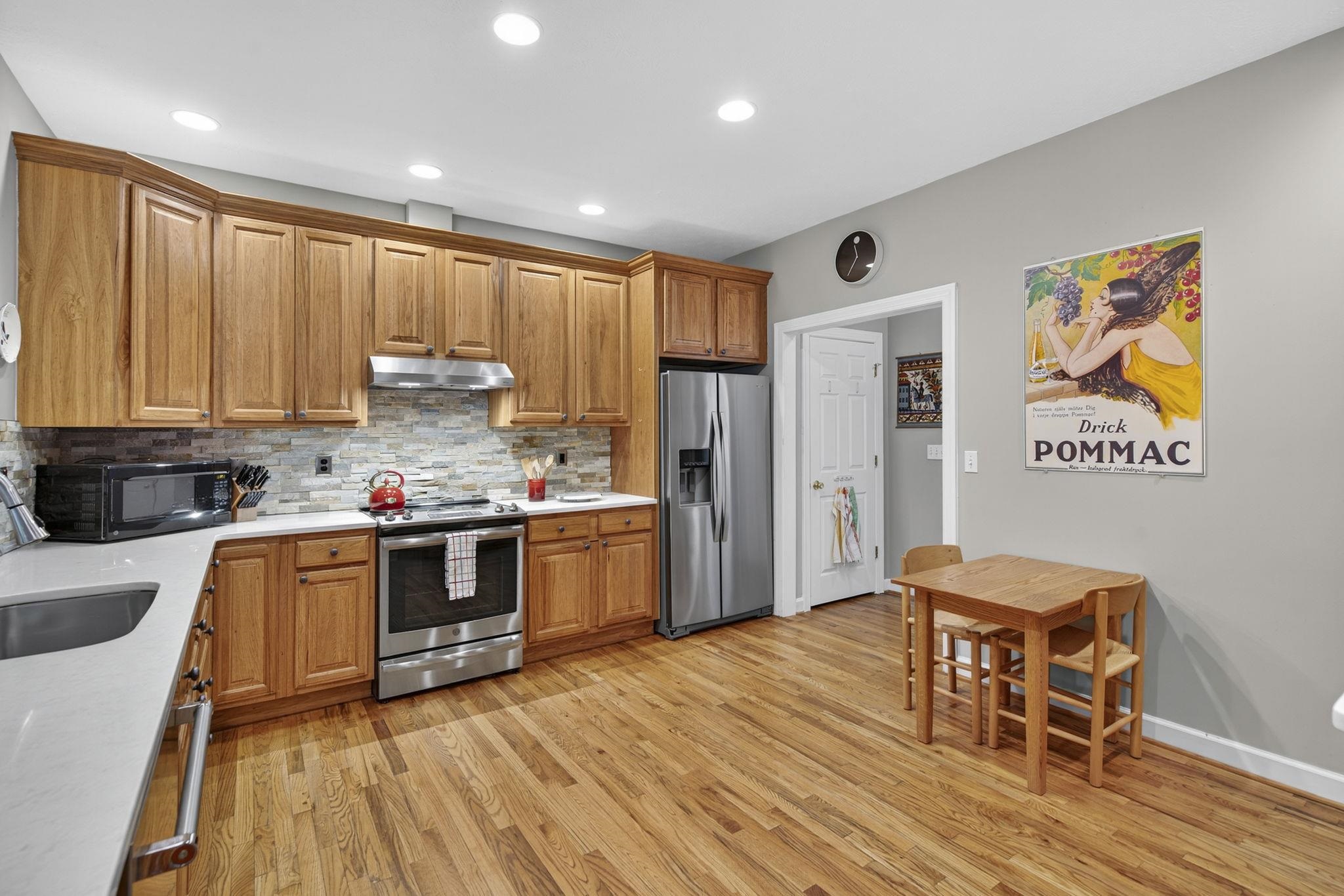 204 ROSE HILL CIR, STAUNTON, Virginia 24401, 3 Bedrooms Bedrooms, ,2 BathroomsBathrooms,Residential,204 ROSE HILL CIR,675041 MLS # 675041