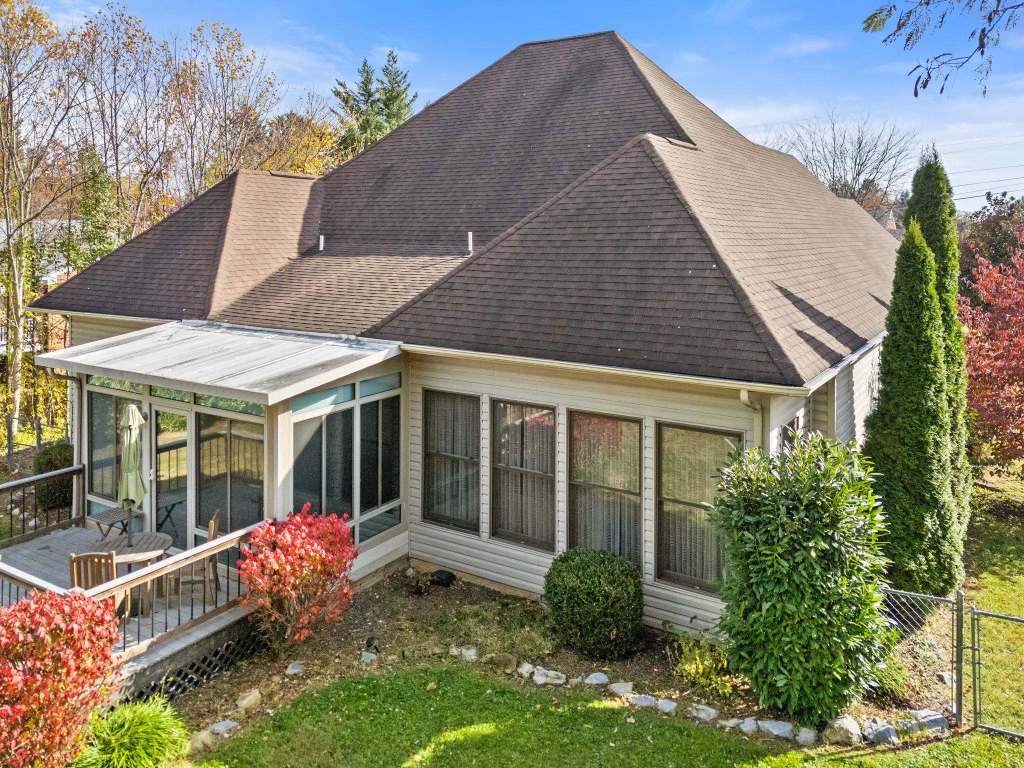 204 ROSE HILL CIR, STAUNTON, Virginia 24401, 3 Bedrooms Bedrooms, ,2 BathroomsBathrooms,Residential,204 ROSE HILL CIR,675041 MLS # 675041