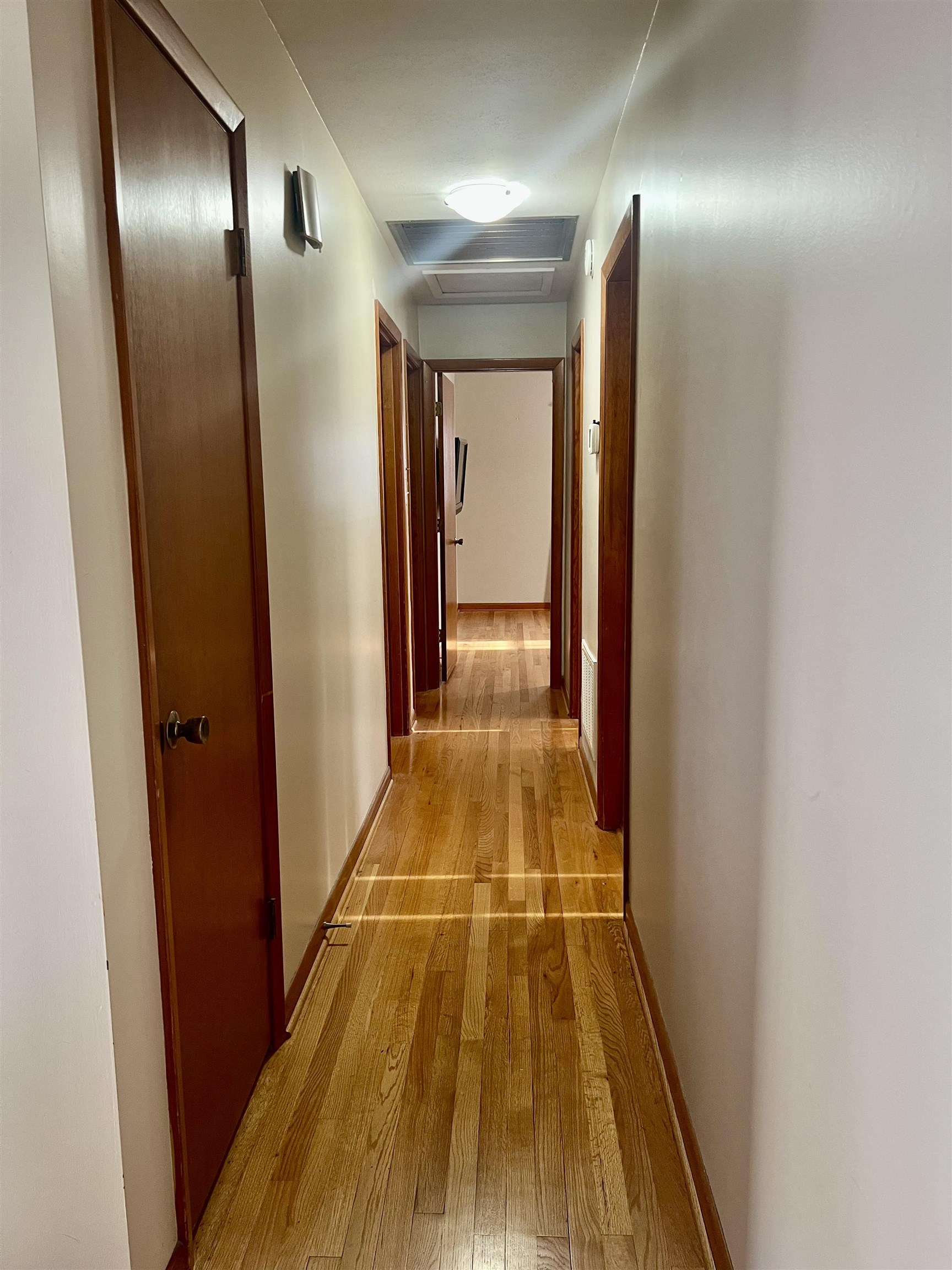 308 ANN ST, STAUNTON, Virginia 24401, 4 Bedrooms Bedrooms, ,2 BathroomsBathrooms,Residential,308 ANN ST,675046 MLS # 675046