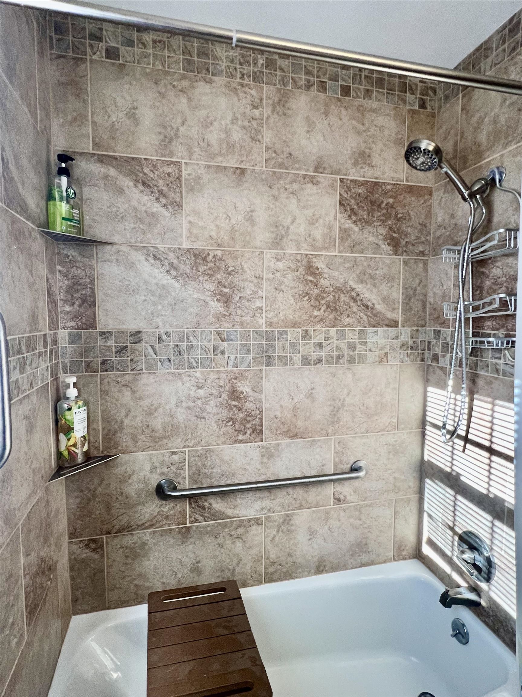 308 ANN ST, STAUNTON, Virginia 24401, 4 Bedrooms Bedrooms, ,2 BathroomsBathrooms,Residential,308 ANN ST,675046 MLS # 675046