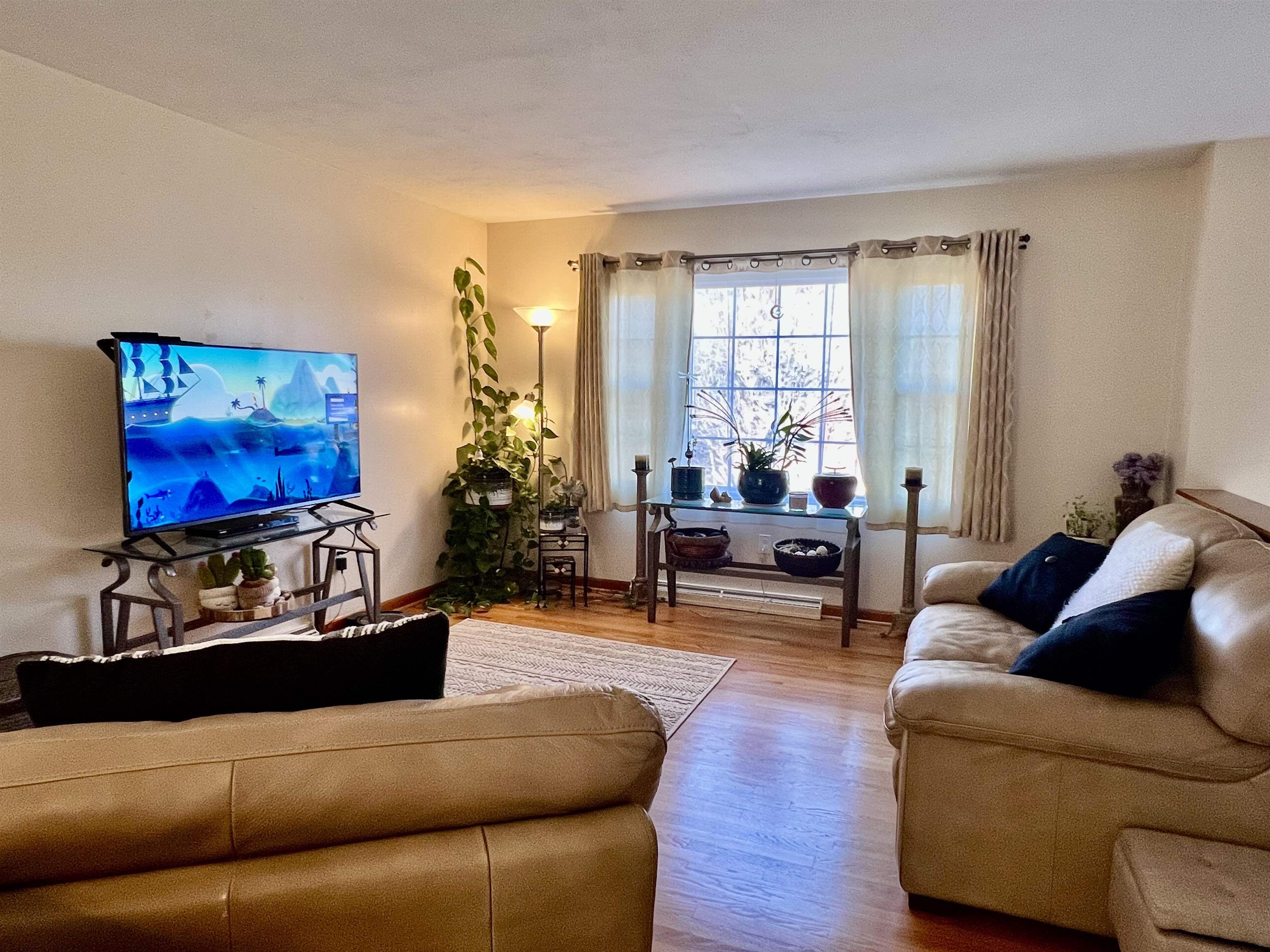 308 ANN ST, STAUNTON, Virginia 24401, 4 Bedrooms Bedrooms, ,2 BathroomsBathrooms,Residential,308 ANN ST,675046 MLS # 675046