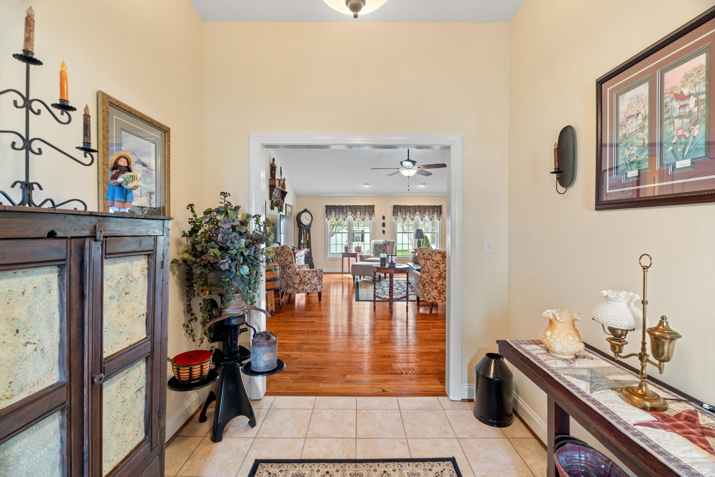 23 SLATE DR, STUARTS DRAFT, Virginia 24477, 3 Bedrooms Bedrooms, ,2 BathroomsBathrooms,Residential,23 SLATE DR,675047 MLS # 675047