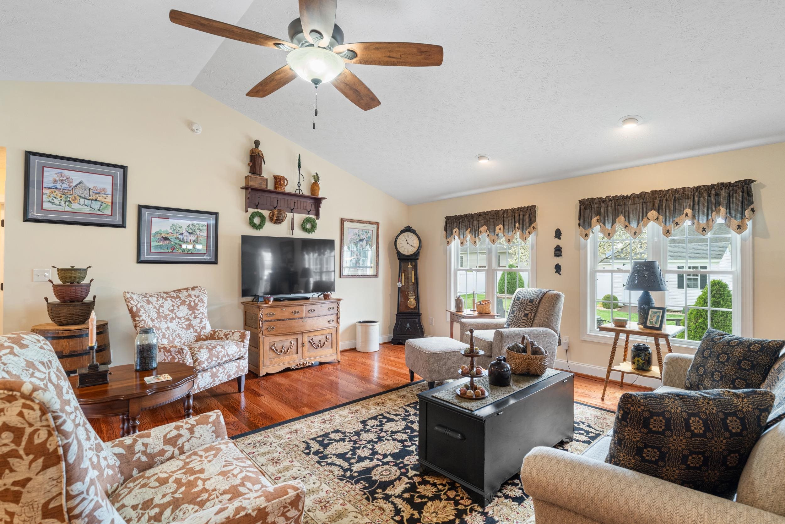 23 SLATE DR, STUARTS DRAFT, Virginia 24477, 3 Bedrooms Bedrooms, ,2 BathroomsBathrooms,Residential,23 SLATE DR,675047 MLS # 675047