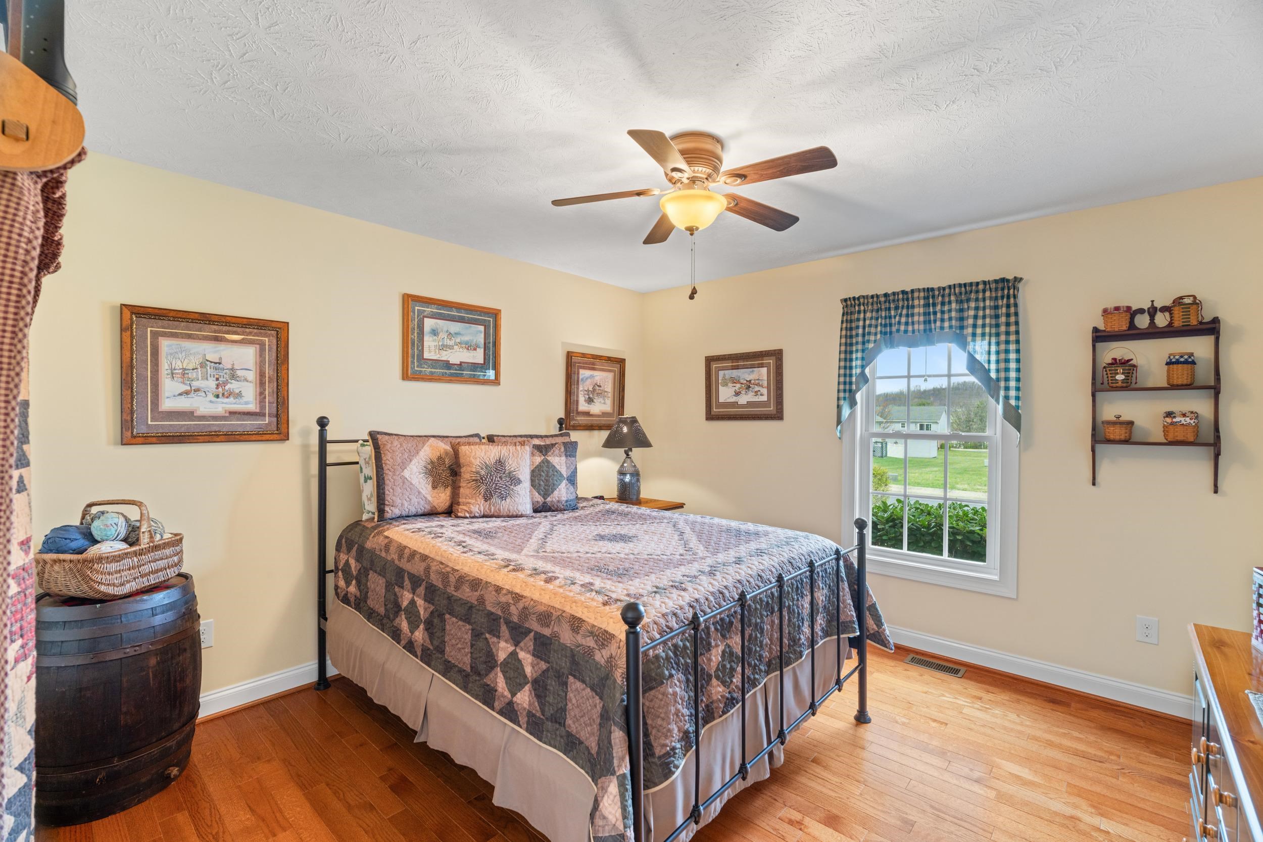 23 SLATE DR, STUARTS DRAFT, Virginia 24477, 3 Bedrooms Bedrooms, ,2 BathroomsBathrooms,Residential,23 SLATE DR,675047 MLS # 675047