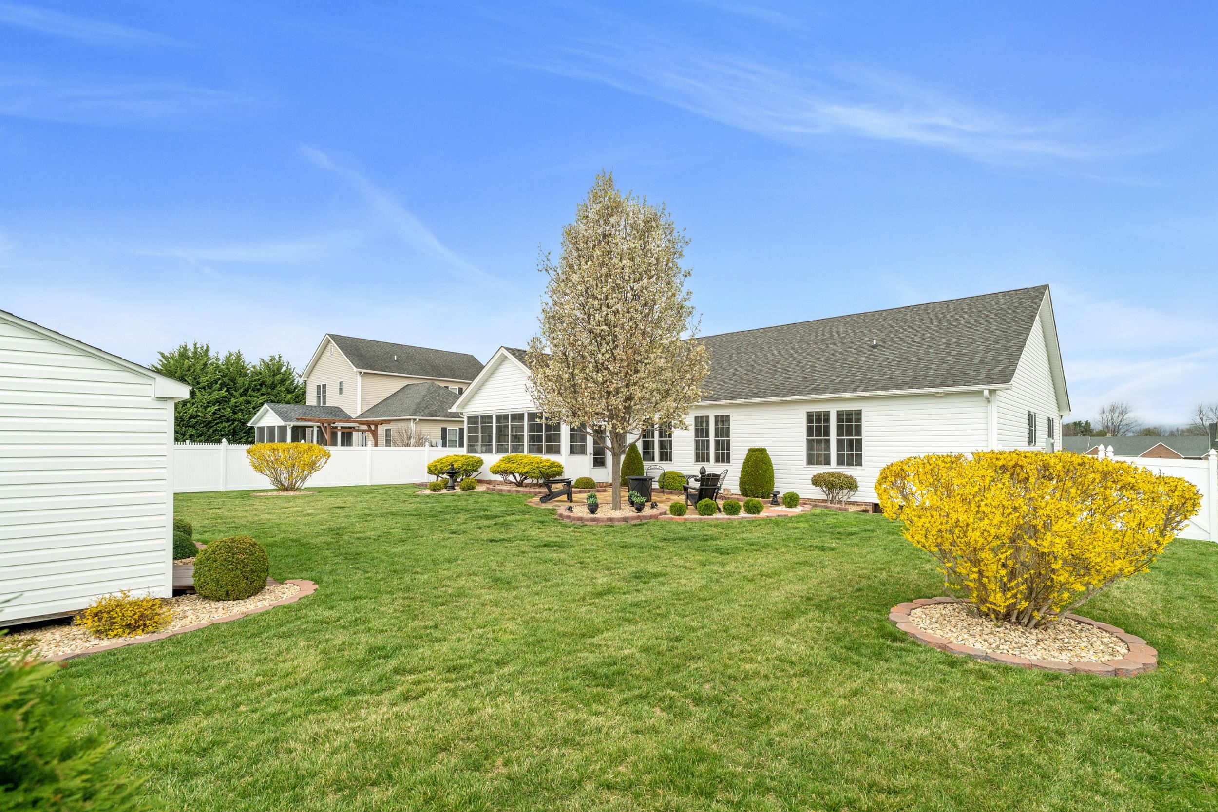 23 SLATE DR, STUARTS DRAFT, Virginia 24477, 3 Bedrooms Bedrooms, ,2 BathroomsBathrooms,Residential,23 SLATE DR,675047 MLS # 675047