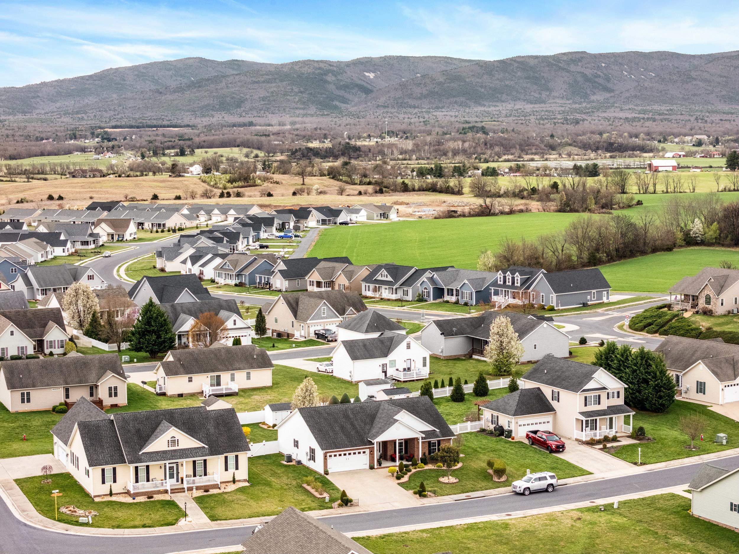 23 SLATE DR, STUARTS DRAFT, Virginia 24477, 3 Bedrooms Bedrooms, ,2 BathroomsBathrooms,Residential,23 SLATE DR,675047 MLS # 675047