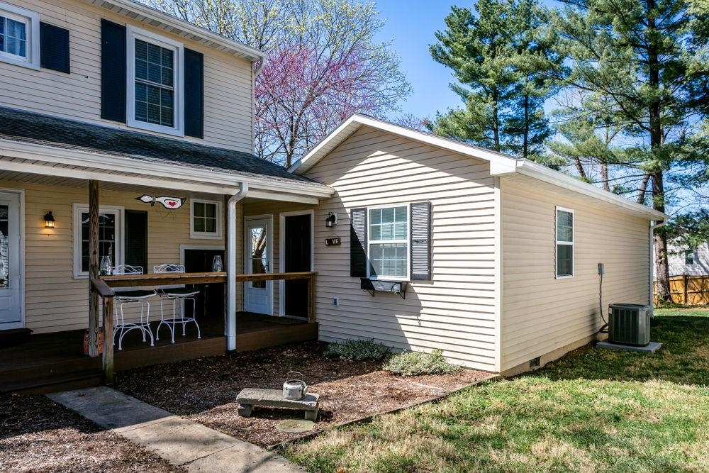 358 LOUISA ST, BROADWAY, Virginia 22815, 5 Bedrooms Bedrooms, ,2 BathroomsBathrooms,Residential,358 LOUISA ST,675050 MLS # 675050