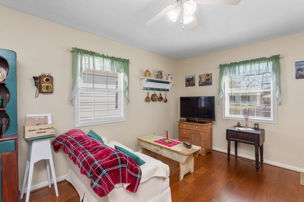 358 LOUISA ST, BROADWAY, Virginia 22815, 5 Bedrooms Bedrooms, ,2 BathroomsBathrooms,Residential,358 LOUISA ST,675050 MLS # 675050