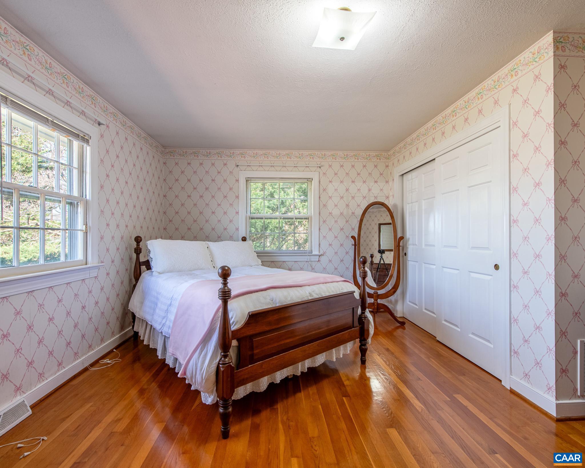 565 STAGECOACH RD, CHARLOTTESVILLE, Virginia 22902, 2 Bedrooms Bedrooms, ,1 BathroomBathrooms,Residential,565 STAGECOACH RD,675051 MLS # 675051