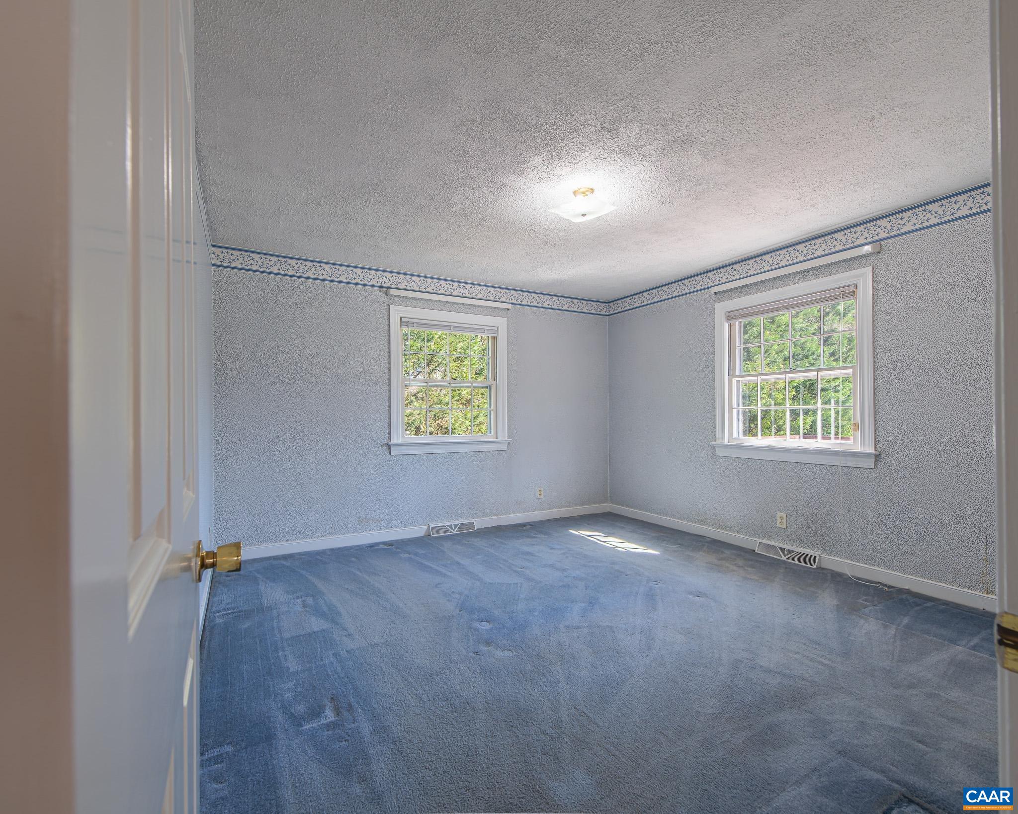 565 STAGECOACH RD, CHARLOTTESVILLE, Virginia 22902, 2 Bedrooms Bedrooms, ,1 BathroomBathrooms,Residential,565 STAGECOACH RD,675051 MLS # 675051