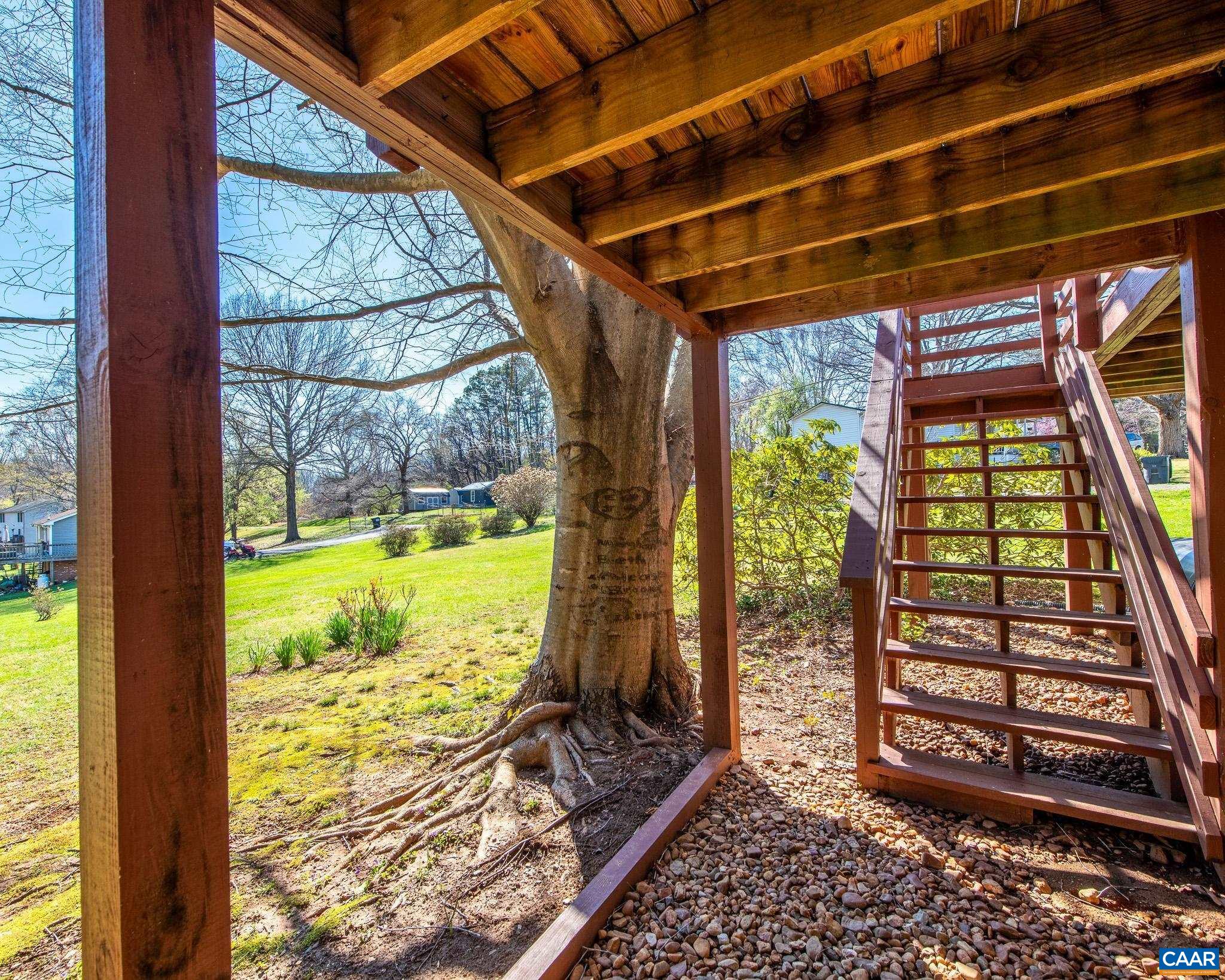 565 STAGECOACH RD, CHARLOTTESVILLE, Virginia 22902, 2 Bedrooms Bedrooms, ,1 BathroomBathrooms,Residential,565 STAGECOACH RD,675051 MLS # 675051