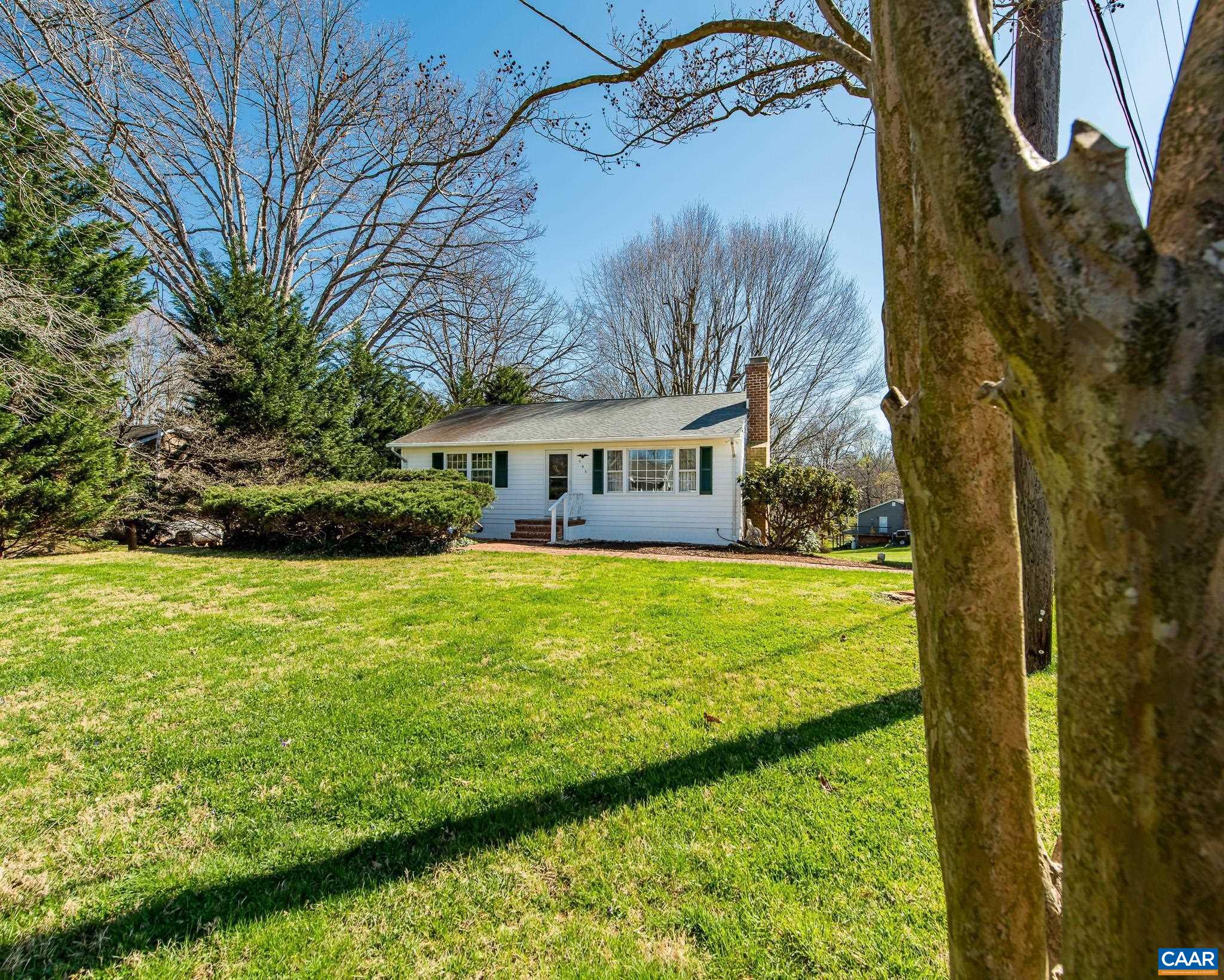 565 STAGECOACH RD, CHARLOTTESVILLE, Virginia 22902, 2 Bedrooms Bedrooms, ,1 BathroomBathrooms,Residential,565 STAGECOACH RD,675051 MLS # 675051