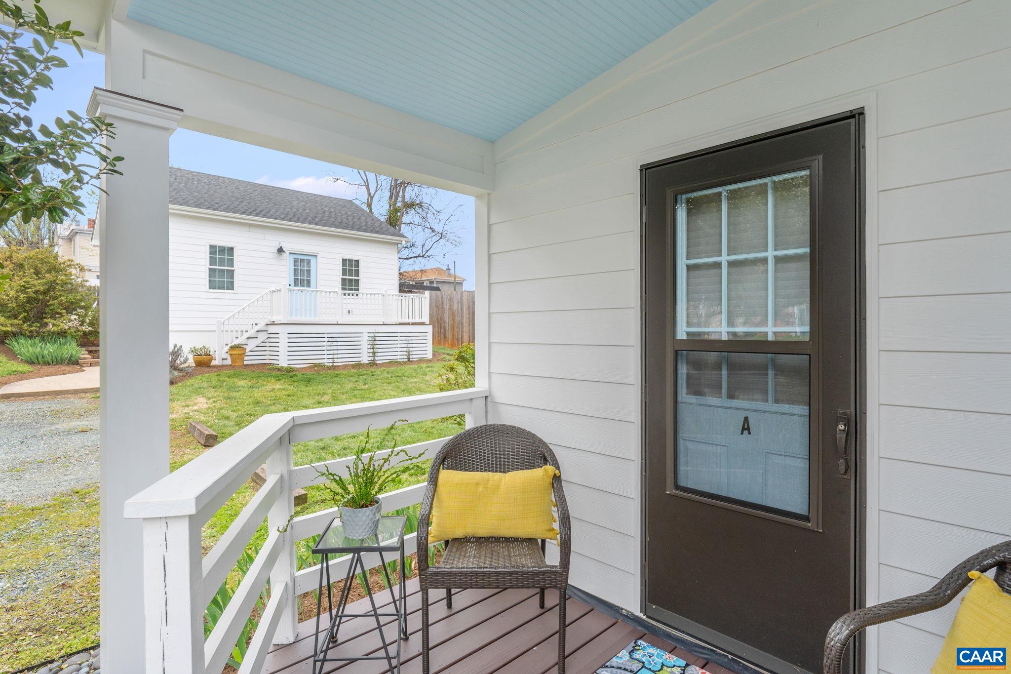 207 DOUGLAS AVE, CHARLOTTESVILLE, Virginia 22902, ,Residential,207 DOUGLAS AVE,675084 MLS # 675084